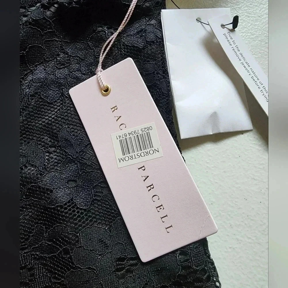 Rachel Parcell ruffle shoulder lace blouse size Medium New Black - Picture 15 of 15